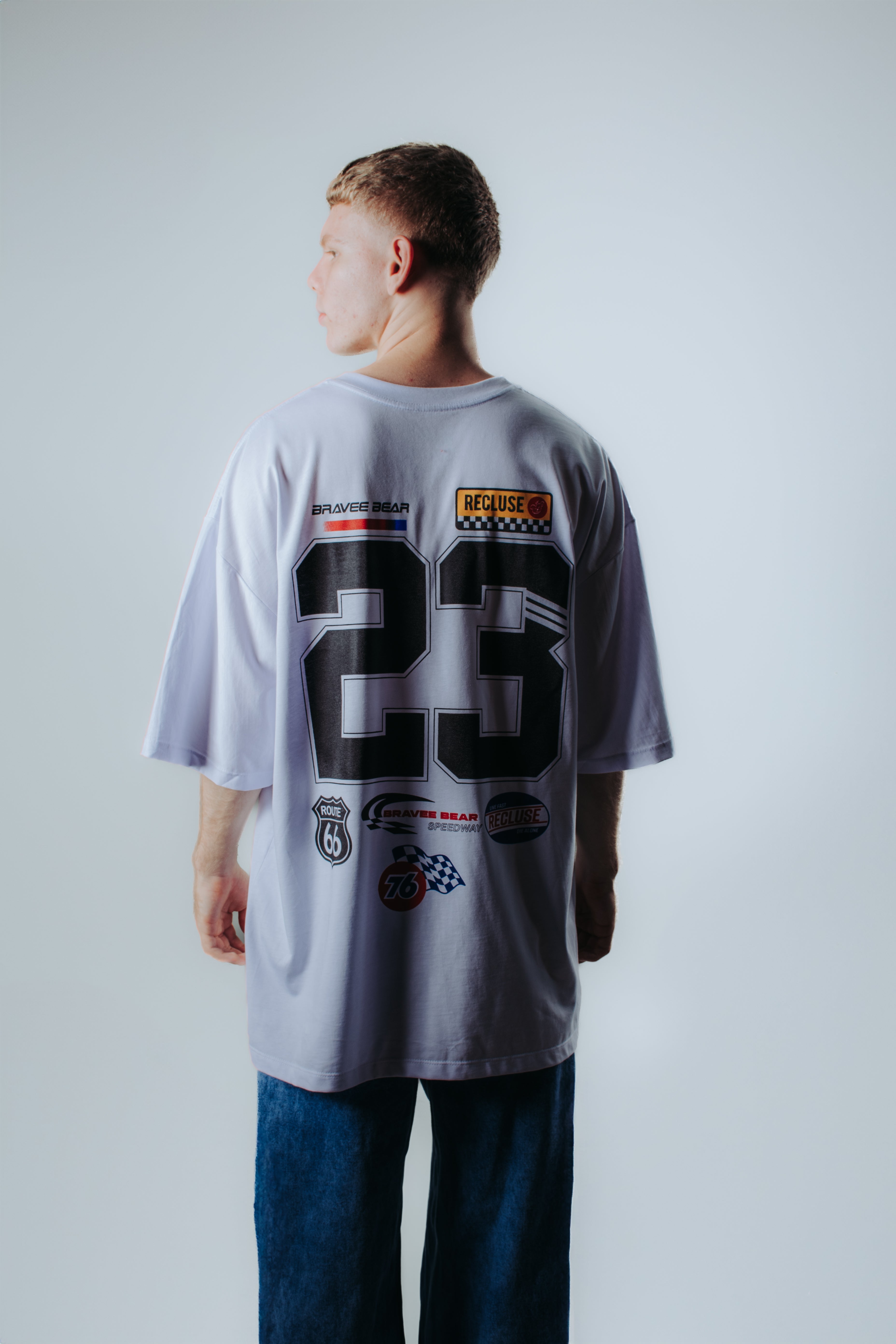 OVERSIZED - RECLUSE 23