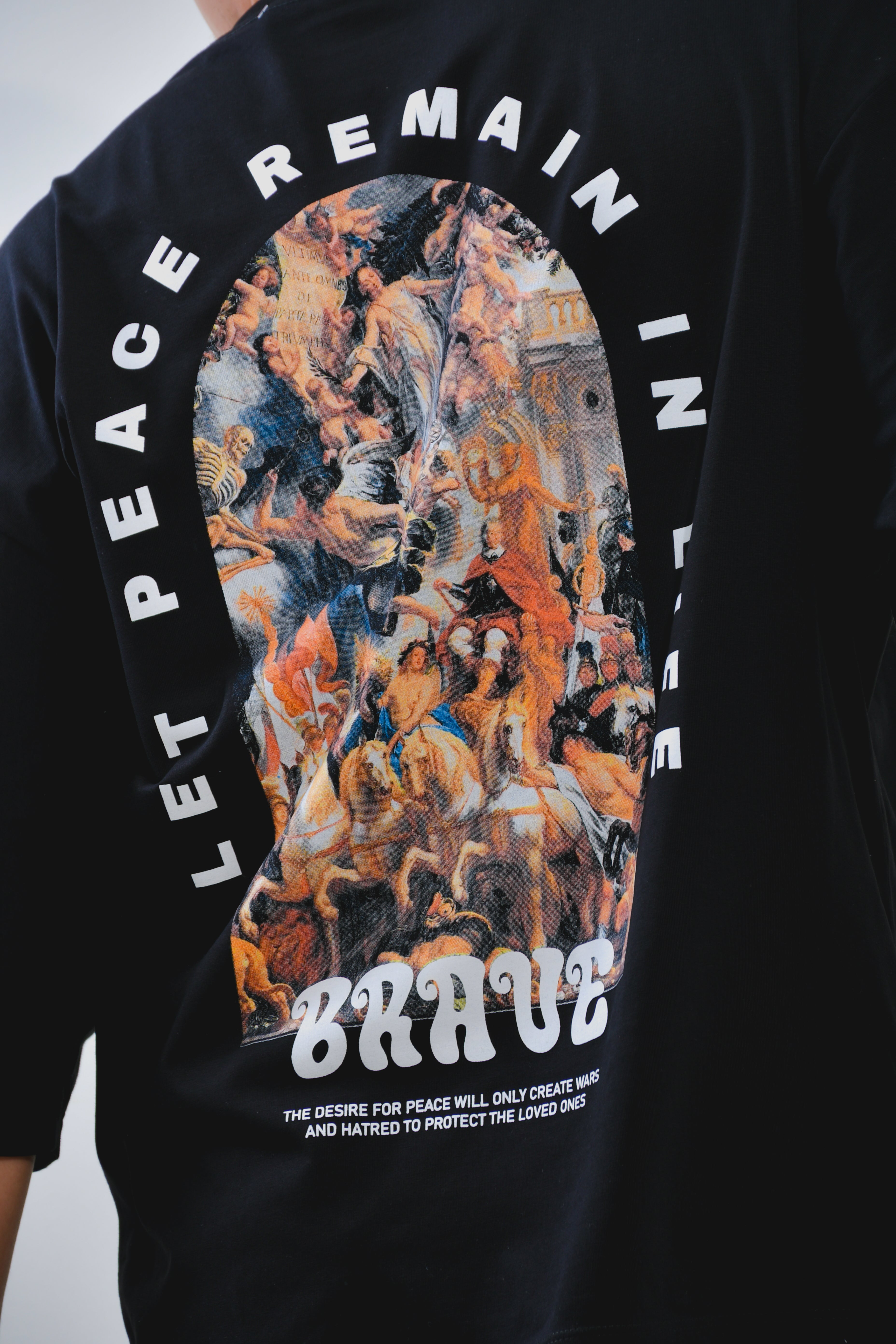 BOXY FIT - PEACE REMAIN