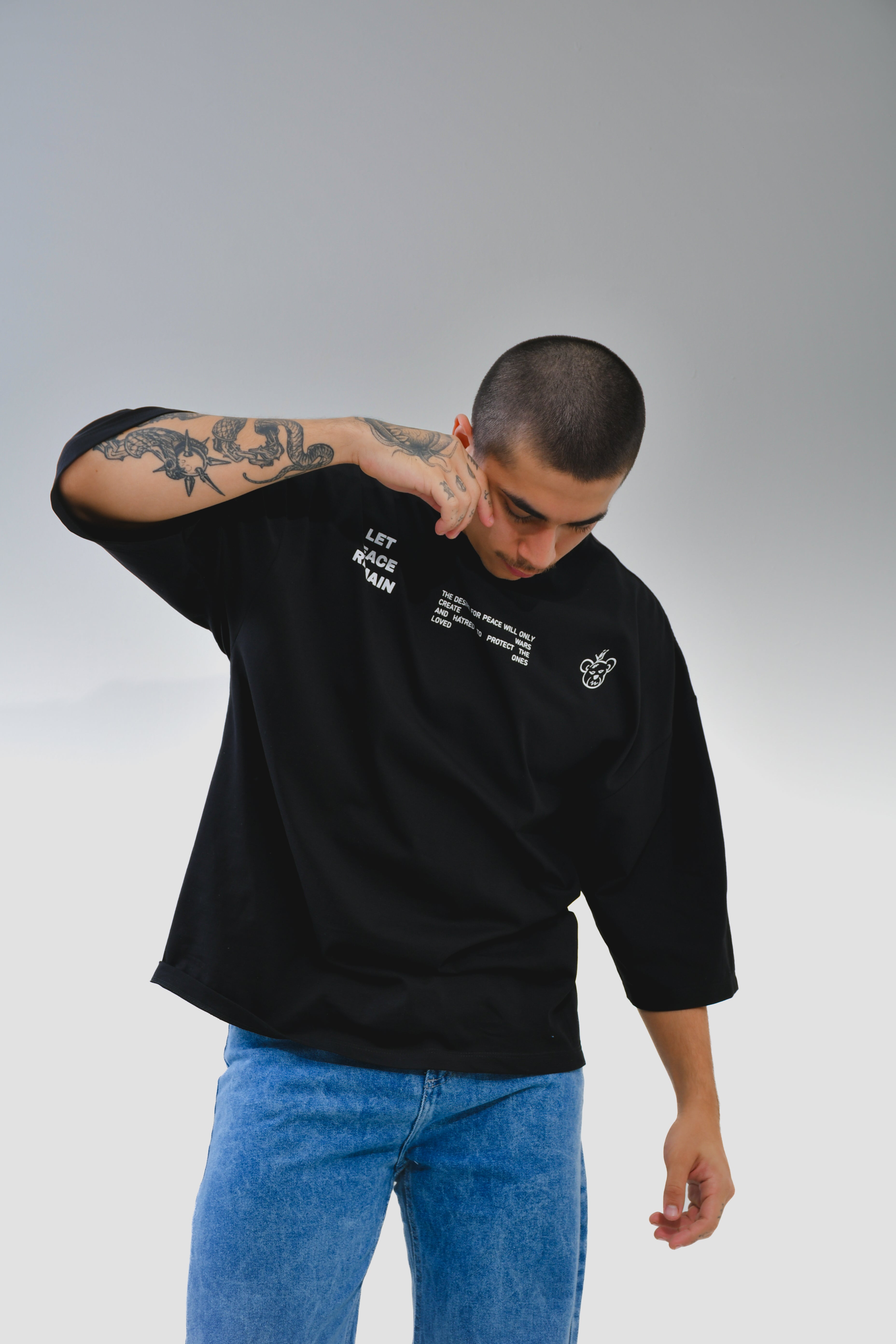 BOXY FIT - PEACE REMAIN