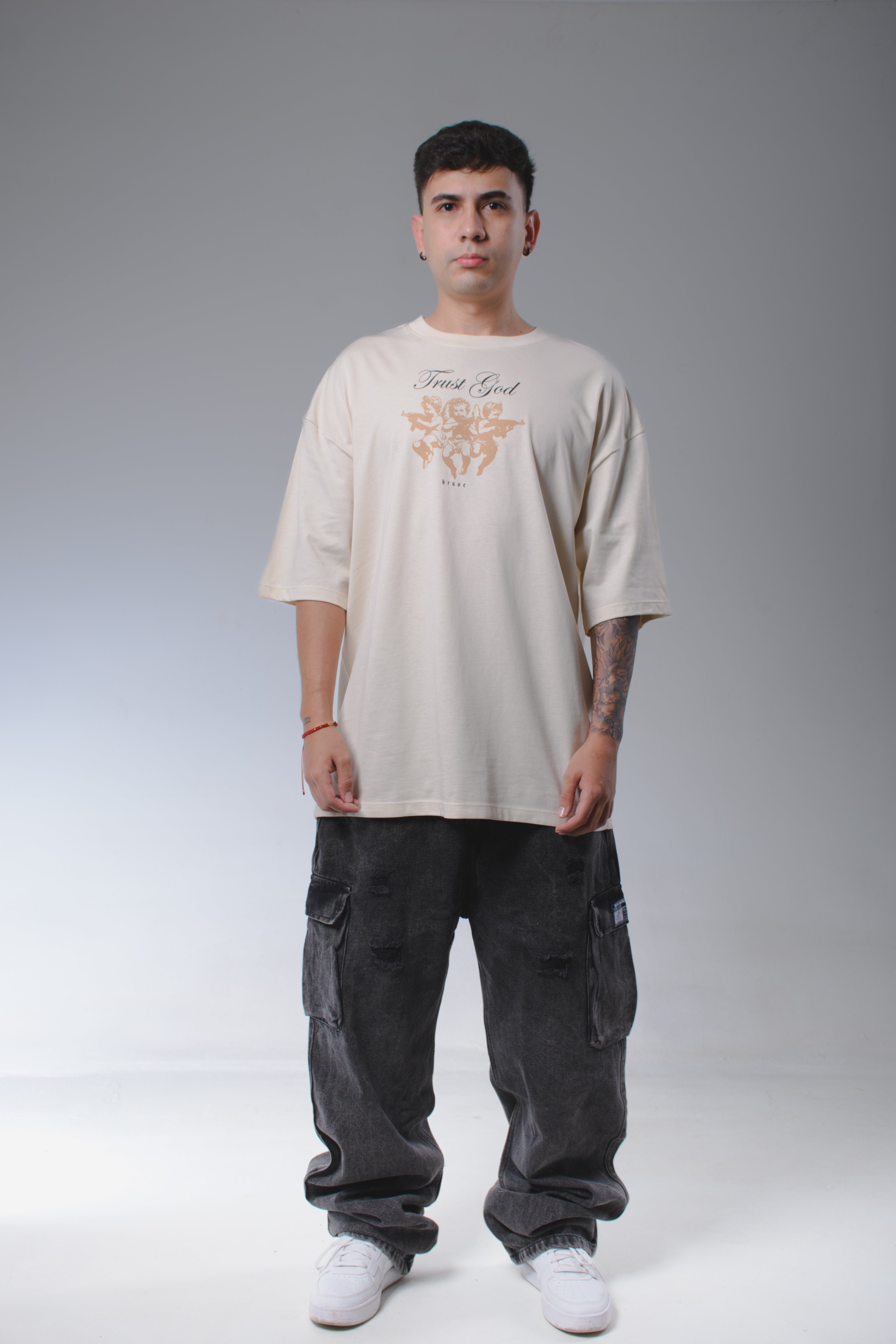 OVERSIZE5 - TRUST GOD