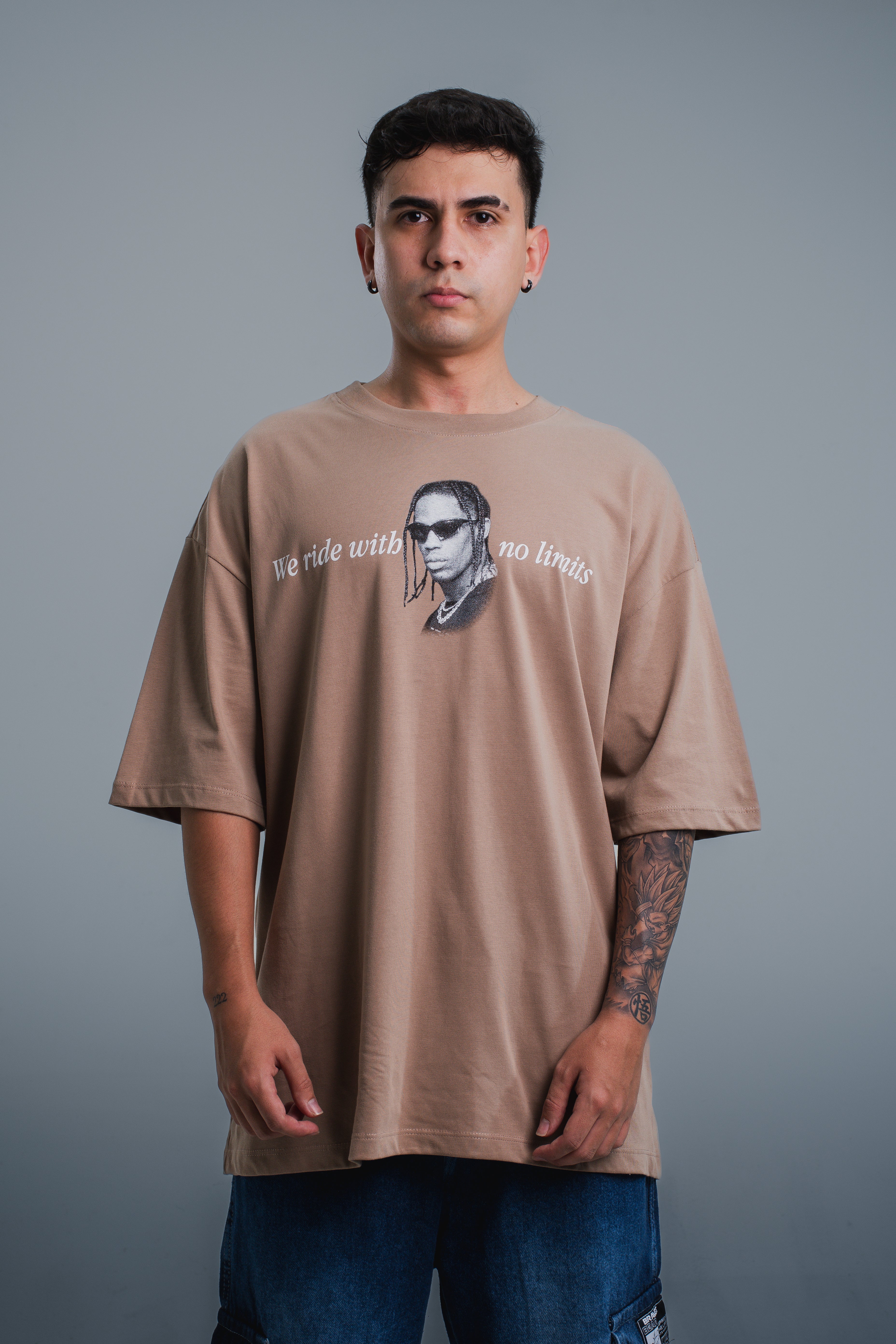 OVERSIZED - TRAVIS NO LIMITS