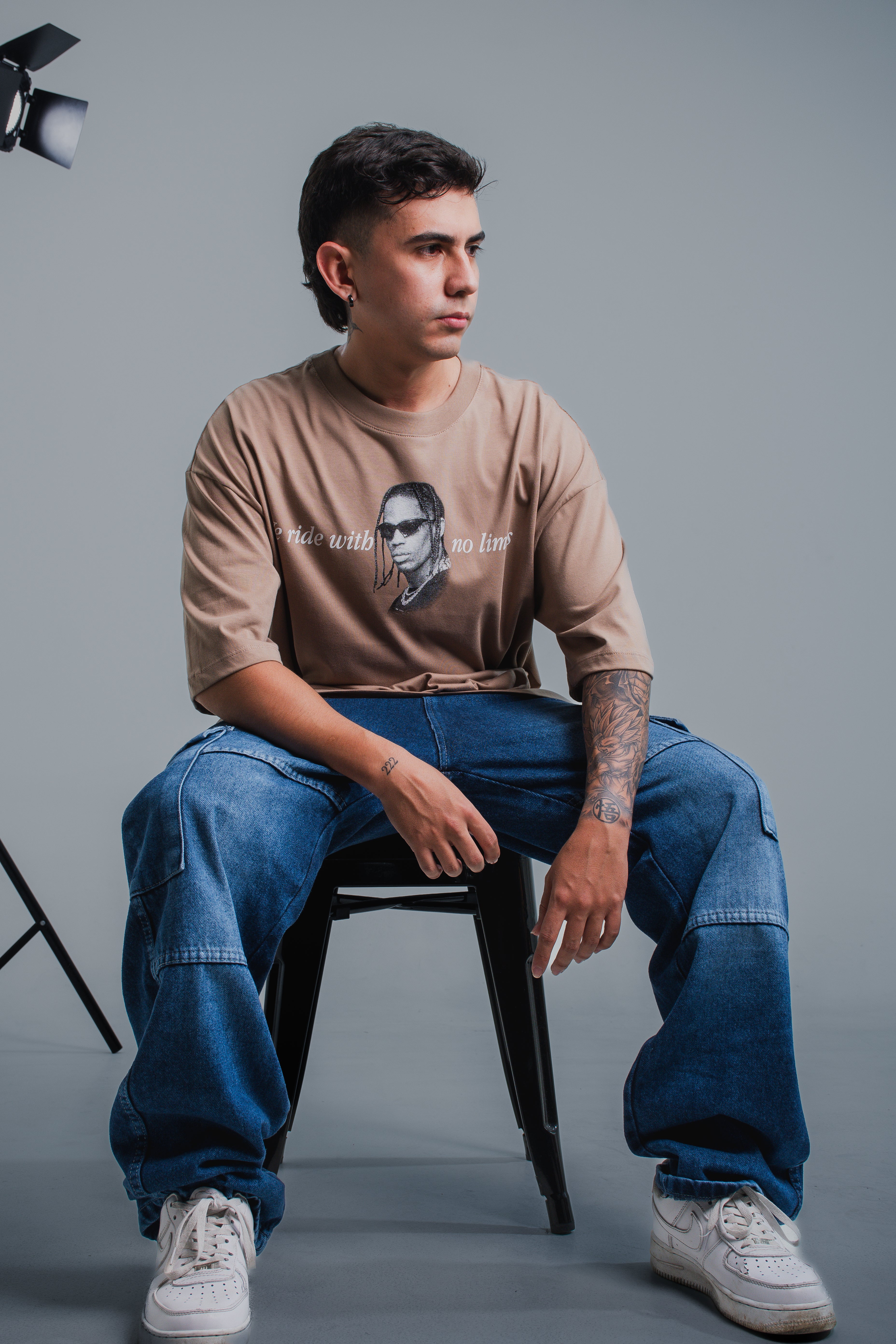 OVERSIZED - TRAVIS NO LIMITS