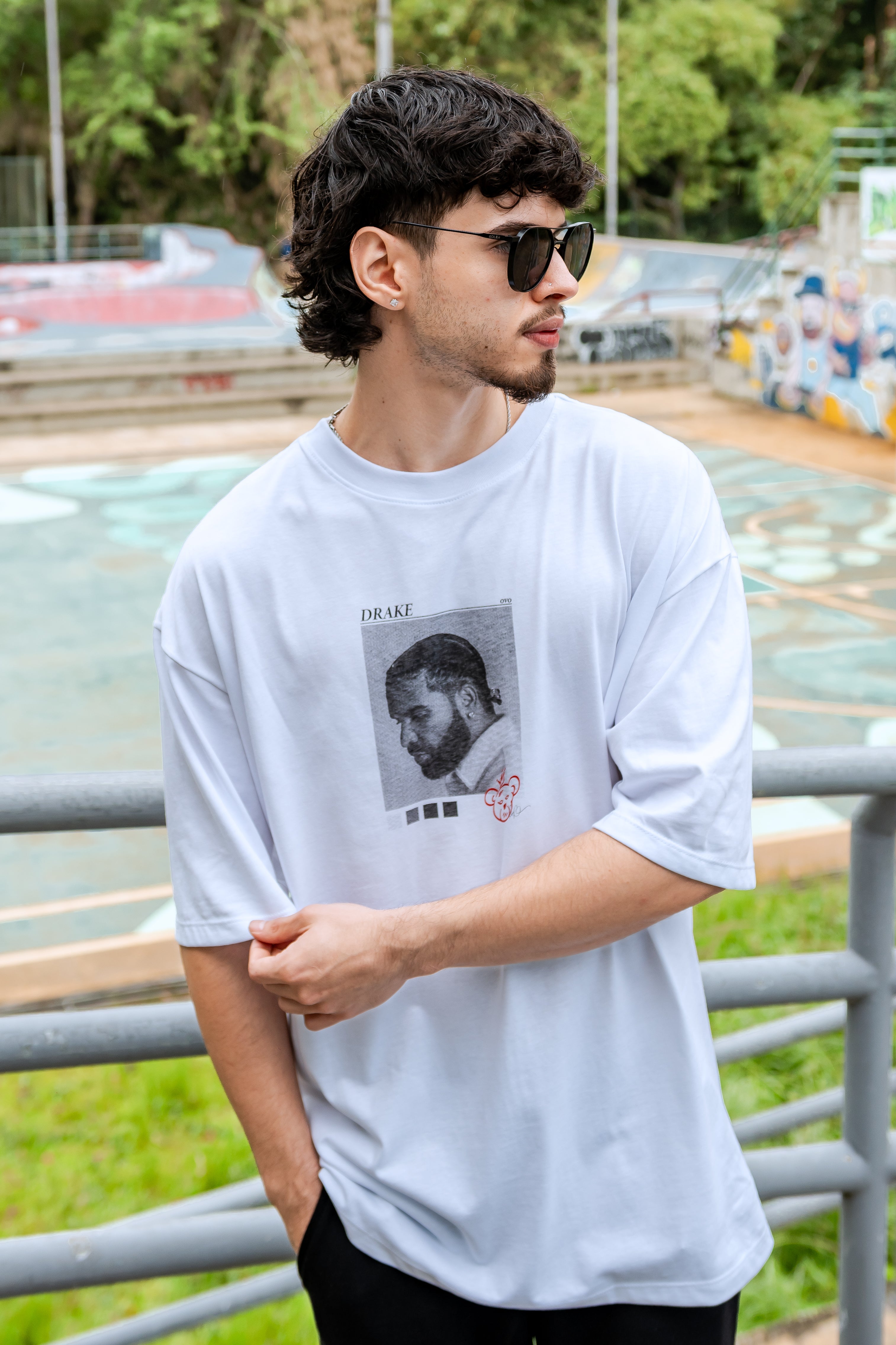 OVERSIZE5 - DRAKE