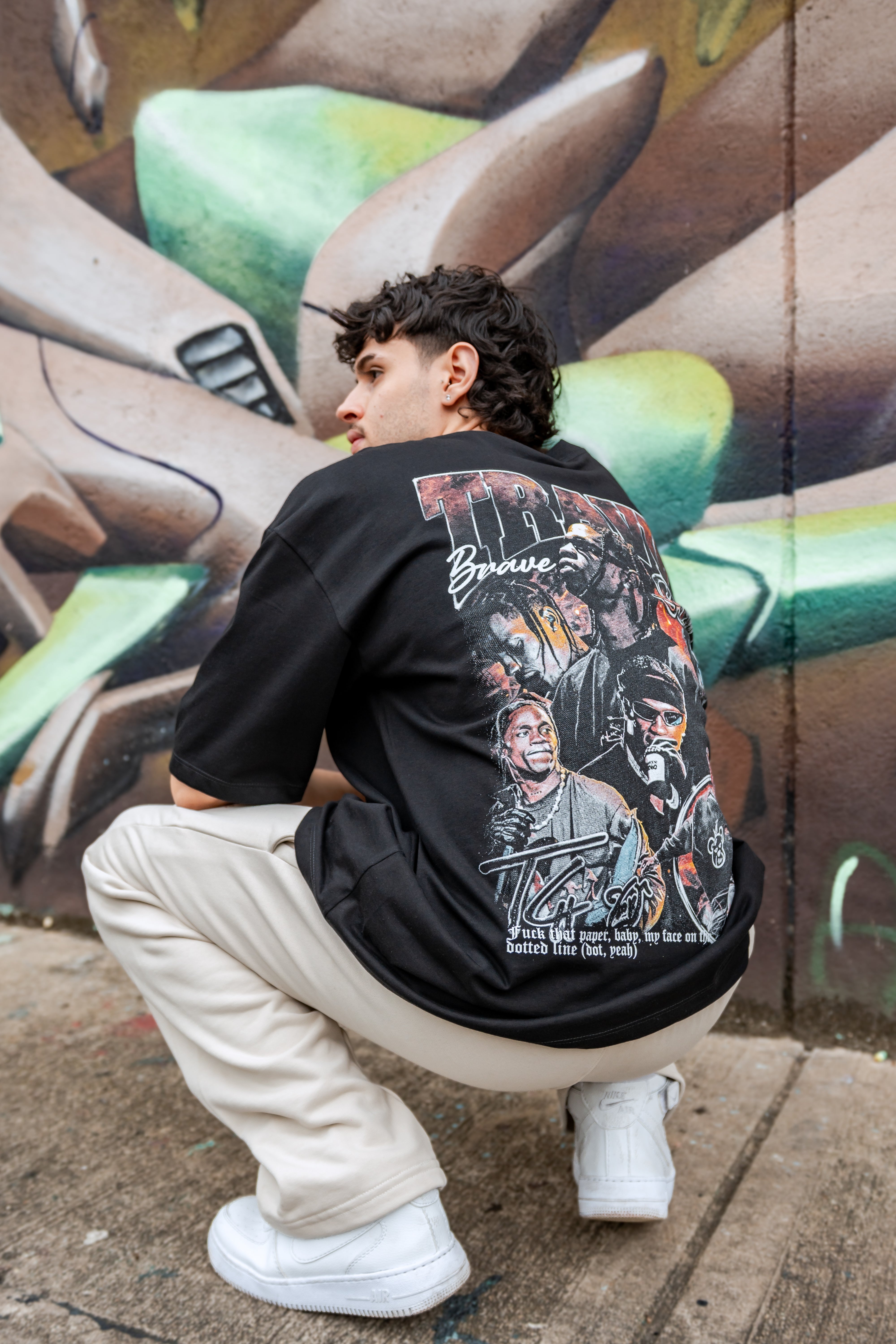 OVERSIZE5 - TRAVIS BLACK