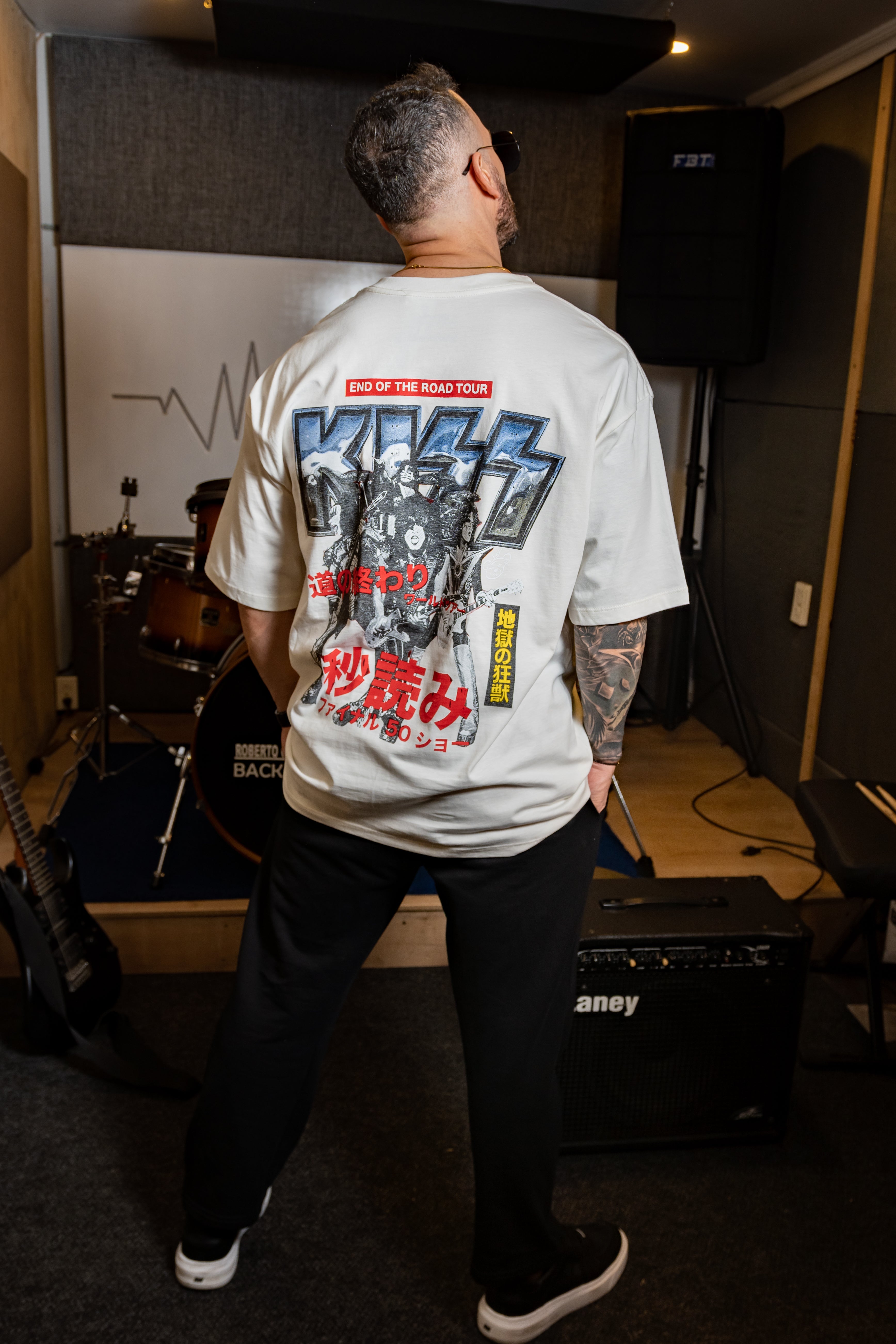 OVERSIZE5 - KISS