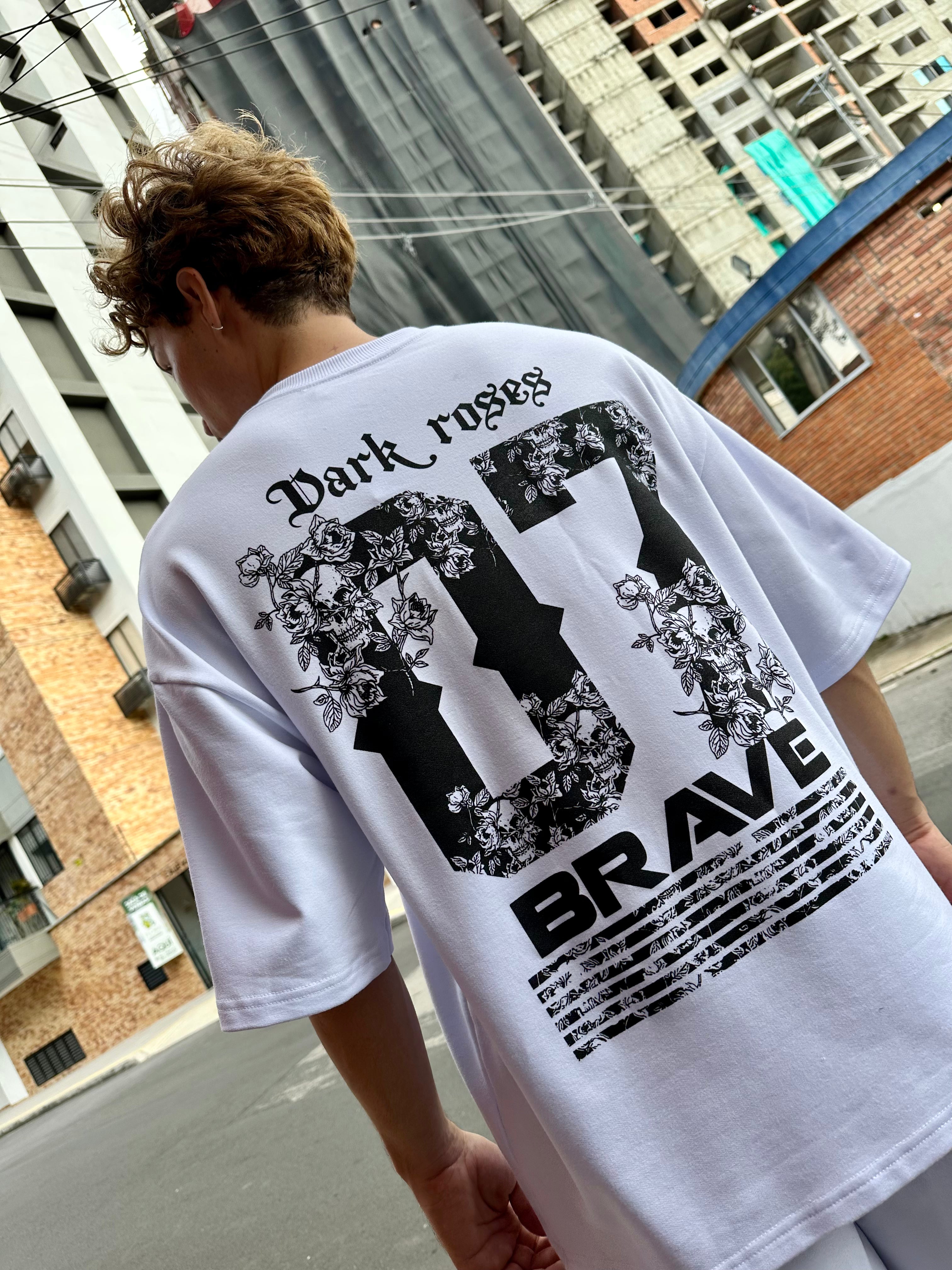 BRAVEE SET OVERSIZED - DARK ROSES